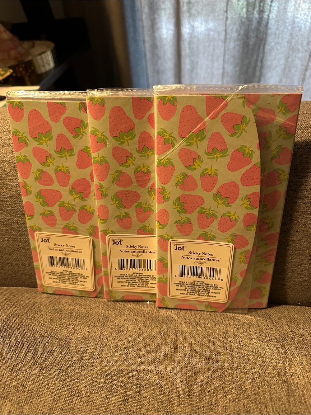 Jot Corner office Strawberry Pattern Sticky Notes - - Picture 2 of 6